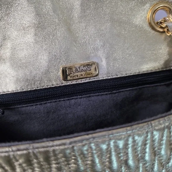 Bally Gold Quilted Lambskin Leather Crossbody Bag Purse Gold Chain Small Vintage - Picture 14 of 15